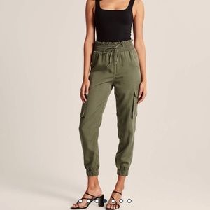 Abercrombie Cargo Joggers